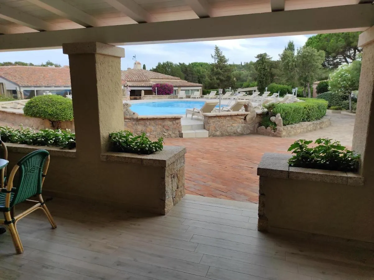 Capriccioli  Hotel Nibaru Capriccioli (Sardinia)