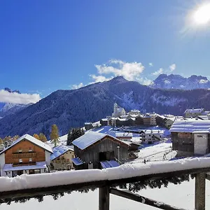 https://cesa-da-riz.hotelinveneto.com